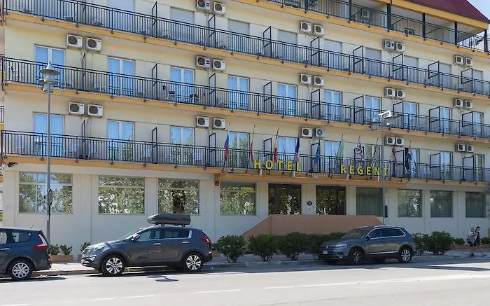 Regent Hotel 3*